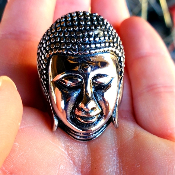 New Huge Buddha Head Silver Stainless Steel Statement Ring. - Picture 1 of 11